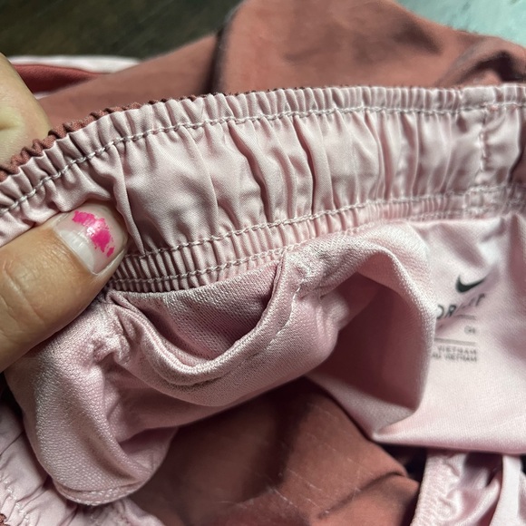 Nike Dri-Fit Running shorts! - Picture 4 of 7
